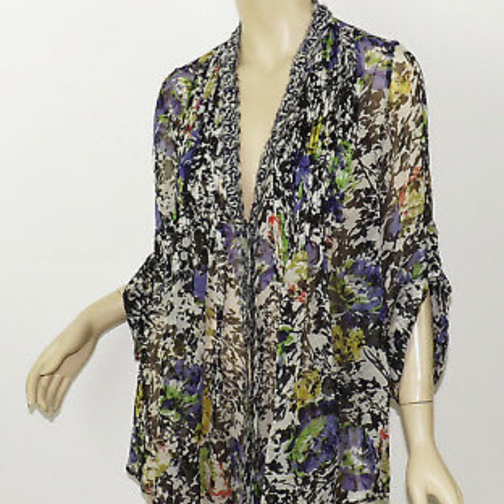 Elizabeth and James Tokyo Top Silk Floral Size XS